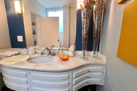 Apartamento à venda com 248m², 3 quartos e 2 vagas