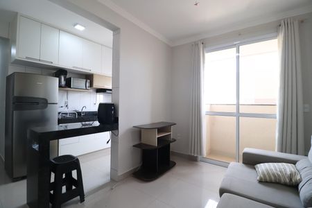 Sala de apartamento para alugar com 2 quartos, 78m² em Santa Mônica, Uberlândia