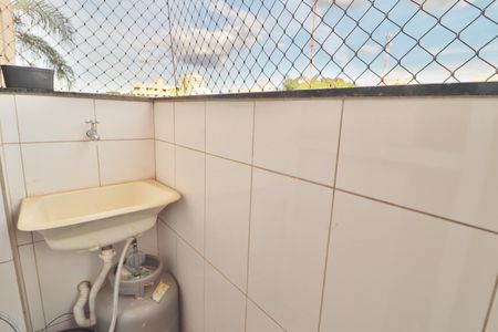 Apartamento para alugar com 78m², 2 quartos e 1 vagaÁrea de Serviço