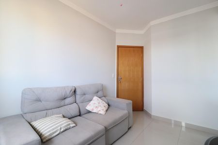 Sala de apartamento para alugar com 2 quartos, 78m² em Santa Mônica, Uberlândia