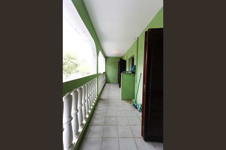 Casa para alugar com 80m², 2 quartos e sem vaga Casa para alugar com 80m², 2 quartos e sem vagaVaranda