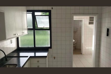 Apartamento para alugar com 110m², 4 quartos e 2 vagas Apartamento para alugar com 110m², 4 quartos e 2 vagasCozinha