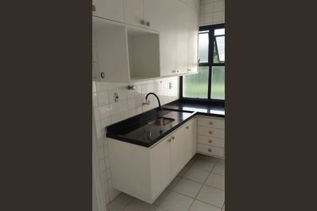 Apartamento para alugar com 110m², 4 quartos e 2 vagas Apartamento para alugar com 110m², 4 quartos e 2 vagasCozinha
