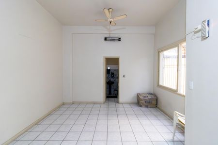 Apartamento à venda com 121m², 3 quartos e 1 vaga Apartamento à venda com 121m², 3 quartos e 1 vagaÁrea comum - Salão de festas