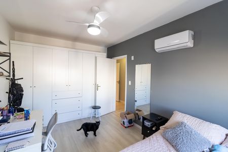 Apartamento à venda com 121m², 3 quartos e 1 vaga Apartamento à venda com 121m², 3 quartos e 1 vagaQuarto 1