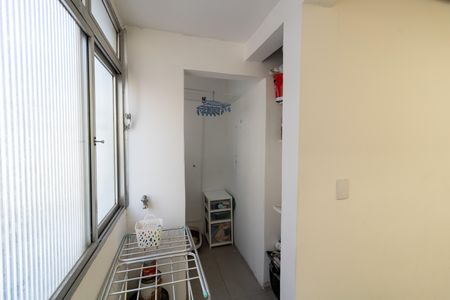 Apartamento à venda com 121m², 3 quartos e 1 vaga Apartamento à venda com 121m², 3 quartos e 1 vagaÁrea de Serviço