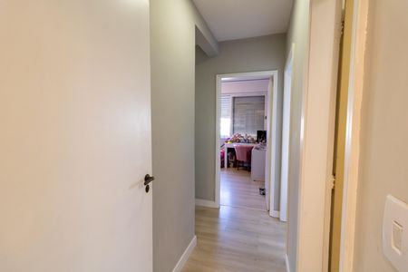 Corredor de apartamento à venda com 3 quartos, 121m² em Centro Histórico, Porto Alegre