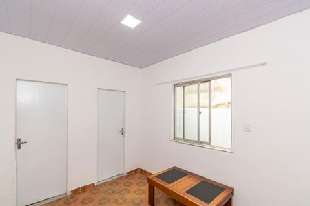 Sala de casa para alugar com 3 quartos, 75m² em Penha Circular, Rio de Janeiro
