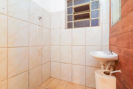 Banheiro de casa para alugar com 1 quarto, 50m² em Vila Norma, São Paulo