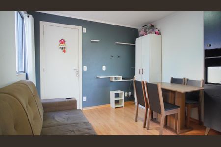 Sala  de apartamento para alugar com 2 quartos, 40m² em Jardim Dona Leopoldina, Porto Alegre