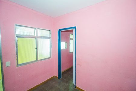 Sala de apartamento para alugar com 1 quarto, 50m² em Vila Valqueire, Rio de Janeiro