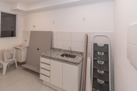 Apartamento à venda com 54m², 2 quartos e 1 vaga Apartamento à venda com 54m², 2 quartos e 1 vagaCozinha e Área de Serviço