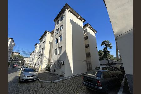 Apartamento para alugar com 55m², 2 quartos e 1 vagaFachada do bloco