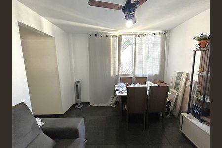 Apartamento para alugar com 55m², 2 quartos e 1 vagaSala