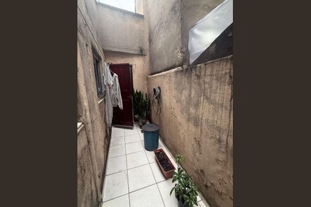 Área externa de casa à venda com 3 quartos, 132m² em Penha de França, São Paulo