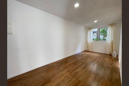 Apartamento à venda com 41m², 2 quartos e 1 vaga Apartamento à venda com 41m², 2 quartos e 1 vagaSala