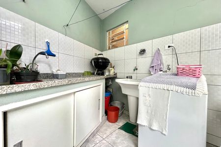 Casa à venda com 135m², 3 quartos e 2 vagasÁrea de Serviço