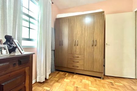 Casa à venda com 135m², 3 quartos e 2 vagasQuarto 2