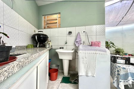 Casa à venda com 135m², 3 quartos e 2 vagasÁrea de Serviço