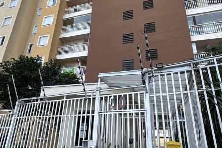 Fachada de apartamento para alugar com 2 quartos, 43m² em Jardim Record, Taboão da Serra