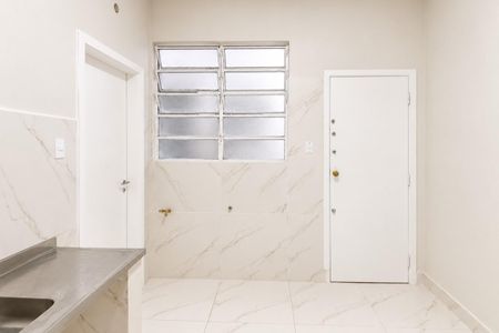 Apartamento à venda com 98m², 2 quartos e 1 vaga Apartamento à venda com 98m², 2 quartos e 1 vagaCozinha