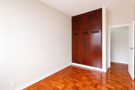 Apartamento à venda com 98m², 2 quartos e 1 vaga Apartamento à venda com 98m², 2 quartos e 1 vagaDormitório 1