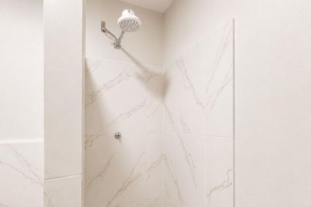 Apartamento à venda com 98m², 2 quartos e 1 vaga Apartamento à venda com 98m², 2 quartos e 1 vagaBanheiro