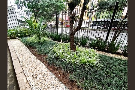 Apartamento à venda com 98m², 2 quartos e 1 vaga Apartamento à venda com 98m², 2 quartos e 1 vagaÁrea Comum