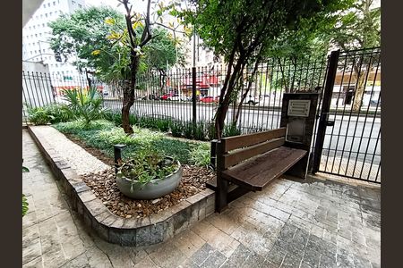 Apartamento à venda com 98m², 2 quartos e 1 vaga Apartamento à venda com 98m², 2 quartos e 1 vagaÁrea Comum