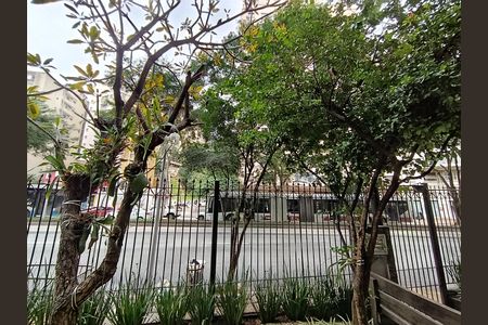 Apartamento à venda com 98m², 2 quartos e 1 vaga Apartamento à venda com 98m², 2 quartos e 1 vagaÁrea Comum