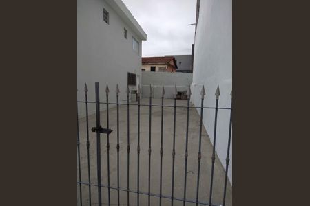 Casa à venda com 130m², 2 quartos e 4 vagas Casa à venda com 130m², 2 quartos e 4 vagasÁrea externa