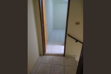 Casa à venda com 130m², 2 quartos e 4 vagas Casa à venda com 130m², 2 quartos e 4 vagasCorredor