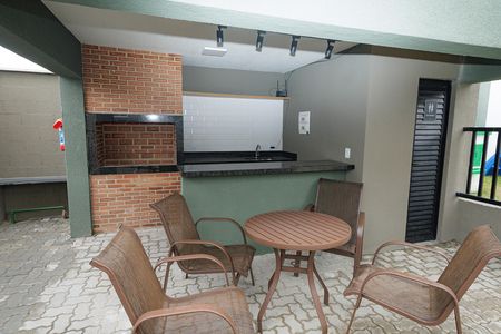 Apartamento para alugar com 45m², 2 quartos e 1 vaga Apartamento para alugar com 45m², 2 quartos e 1 vagaÁrea comum - Churrasqueira