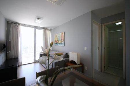 Apartamento para alugar com 47m², 1 quarto e 1 vaga Apartamento para alugar com 47m², 1 quarto e 1 vagaSala