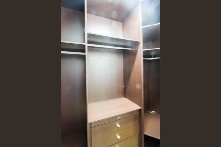 Casa à venda com 250m², 3 quartos e 2 vagas
