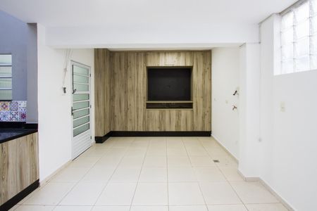 Casa à venda com 250m², 3 quartos e 2 vagas