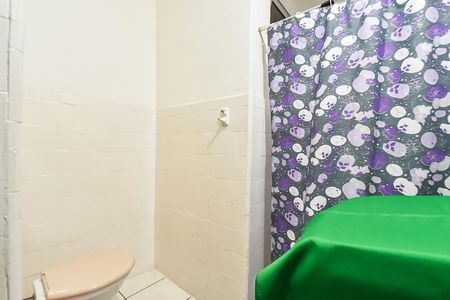 Apartamento à venda com 27m², 1 quarto e 1 vaga Apartamento à venda com 27m², 1 quarto e 1 vagaBanheiro