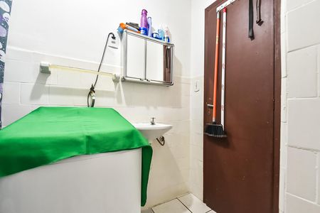Apartamento à venda com 27m², 1 quarto e 1 vaga Apartamento à venda com 27m², 1 quarto e 1 vagaBanheiro