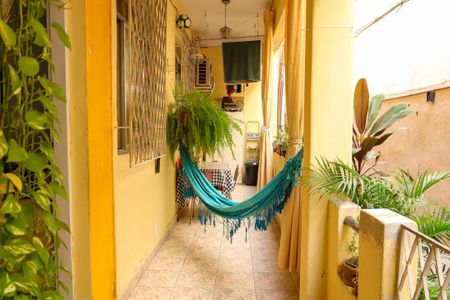 Casa de condomínio para alugar com 61m², 2 quartos e sem vaga Casa de condomínio para alugar com 61m², 2 quartos e sem vagaVaranda da Frente