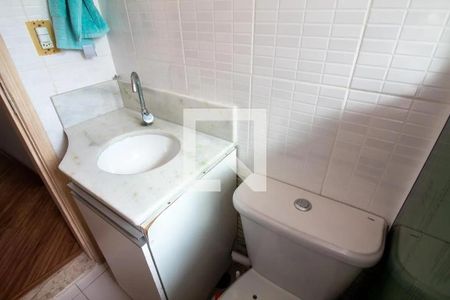 Casa à venda com 140m², 3 quartos e 2 vagas Casa à venda com 140m², 3 quartos e 2 vagasBanheiro