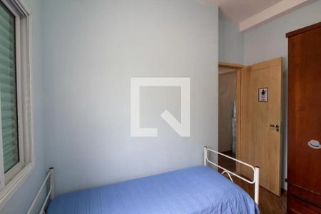Casa à venda com 140m², 3 quartos e 2 vagas Casa à venda com 140m², 3 quartos e 2 vagasQuarto