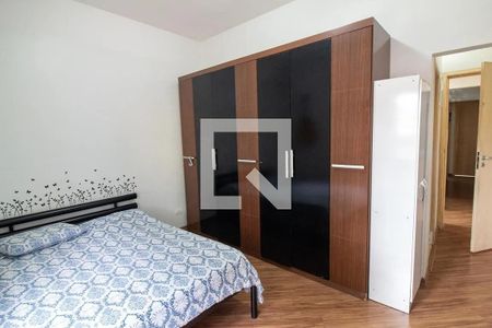 Casa à venda com 140m², 3 quartos e 2 vagas Casa à venda com 140m², 3 quartos e 2 vagasQuarto