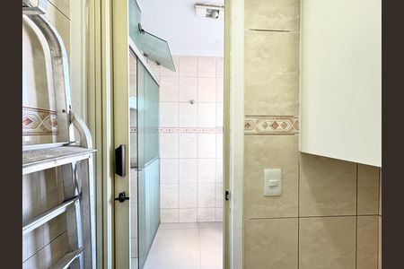 Apartamento para alugar com 58m², 2 quartos e 1 vaga Apartamento para alugar com 58m², 2 quartos e 1 vagaBanheiro de serviço