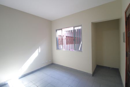 Sala de casa para alugar com 3 quartos, 100m² em Parque Guarapiranga, São Paulo