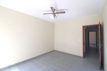 Casa para alugar com 100m², 3 quartos e 2 vagasQuarto 1