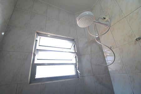 Casa para alugar com 100m², 3 quartos e 2 vagasBanheiro