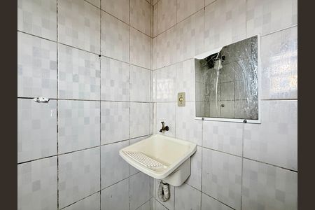 Área de Serviço de apartamento para alugar com 1 quarto, 31m² em Cidade Domitila, São Paulo
