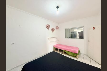 Quarto de casa para alugar com 1 quarto, 75m² em Cidade Domitila, São Paulo