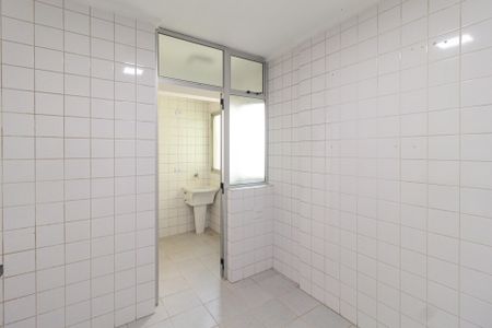 Apartamento à venda com 60m², 2 quartos e 1 vagaCozinha e Área de Serviço