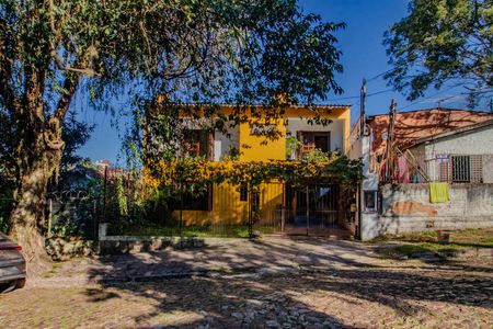 Casa à venda com 274m², 3 quartos e 3 vagas